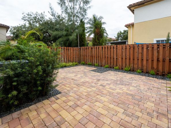 13519 SW 50th Ct, Miramar FL 33027