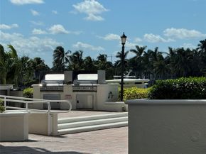 1 Las Olas Cir 307, Fort Lauderdale FL 33316