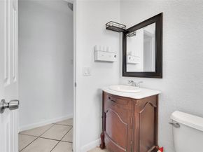 960 NW 49th St, Deerfield Beach FL 33064