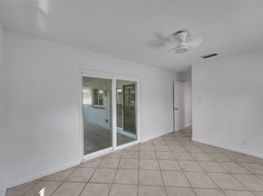 960 NW 49th St, Deerfield Beach FL 33064