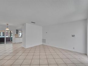960 NW 49th St, Deerfield Beach FL 33064