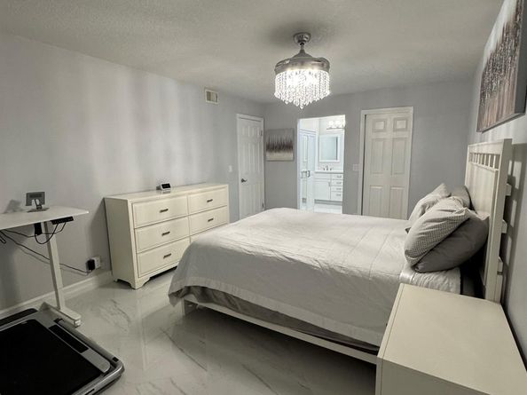 6379 Bay Club Dr 2, Fort Lauderdale FL 33308