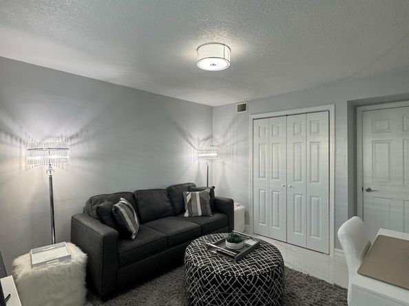 6379 Bay Club Dr 2, Fort Lauderdale FL 33308