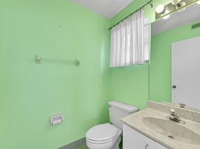 1046 SE 6th Ave, Dania Beach FL 33004