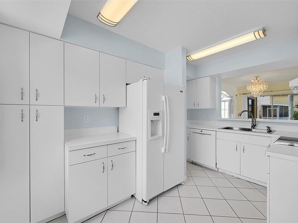 1046 SE 6th Ave, Dania Beach FL 33004