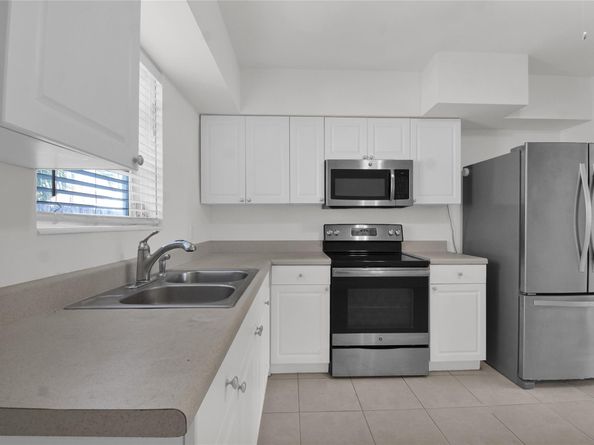 1116 S 17th Ave, Hollywood FL 33020