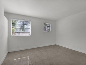1116 S 17th Ave, Hollywood FL 33020
