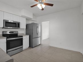 1116 S 17th Ave, Hollywood FL 33020