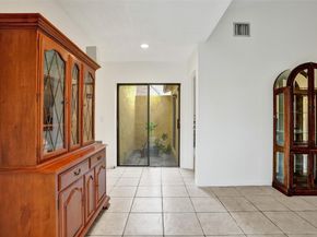 10921 SW 10th Ct, Pembroke Pines FL 33025
