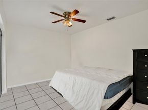 10921 SW 10th Ct, Pembroke Pines FL 33025