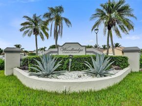 10921 SW 10th Ct, Pembroke Pines FL 33025