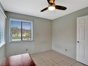 10921 SW 10th Ct, Pembroke Pines FL 33025