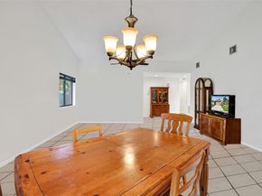 10921 SW 10th Ct, Pembroke Pines FL 33025