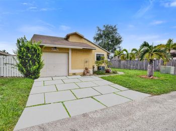10921 SW 10th Ct
