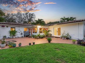 1519 Washington St, Hollywood FL 33020