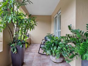 16135 Emerald Estates Dr 164, Weston FL 33331