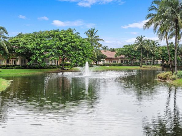 16135 Emerald Estates Dr 164, Weston FL 33331