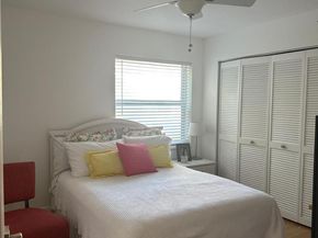 5754 NW 48th Ct, Coral Springs FL 33067