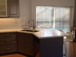 5754 NW 48th Ct, Coral Springs FL 33067