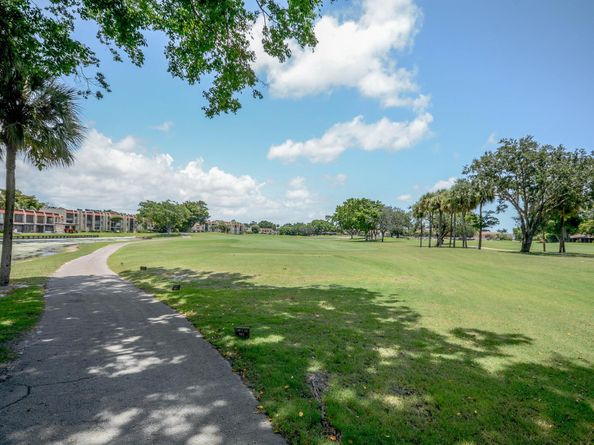 4717 Fountains Drive S, Lake Worth FL 33467