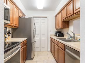 733 Riverside Dr 1216, Coral Springs FL 33071