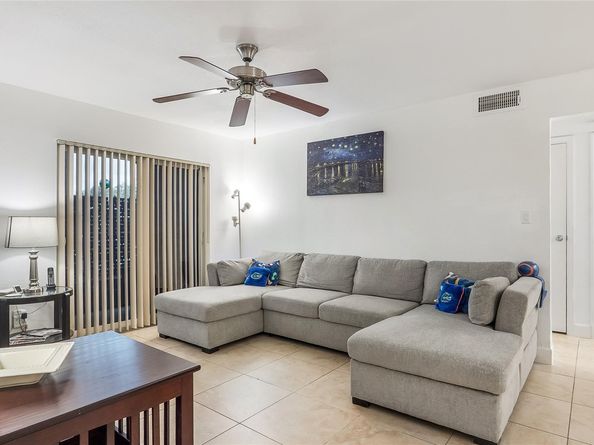 733 Riverside Dr 1216, Coral Springs FL 33071
