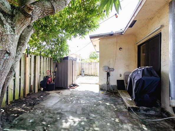 6314 NW 29th Ct, Sunrise FL 33313