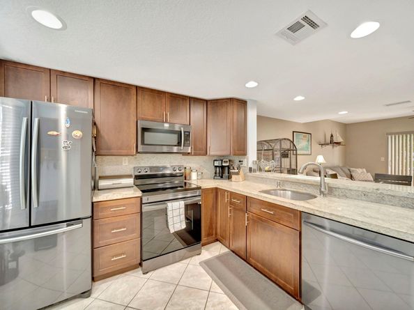 2635 NE 15th St 2635, Pompano Beach FL 33062