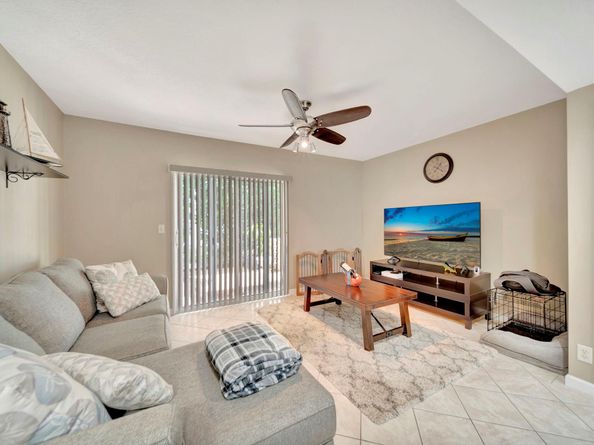2635 NE 15th St 2635, Pompano Beach FL 33062