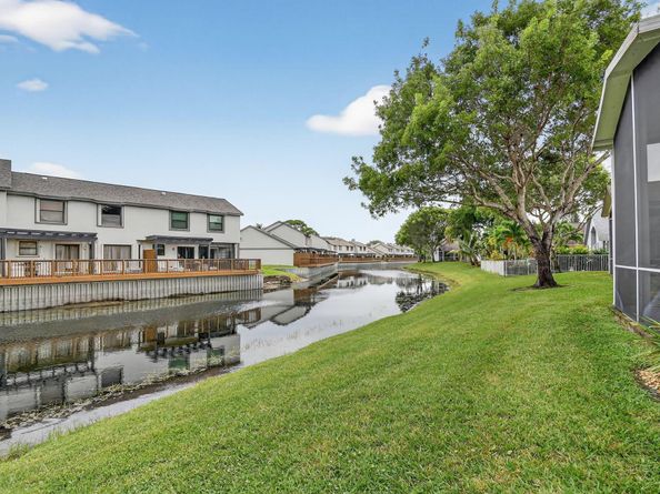 2249 Soundings Court, Greenacres FL 33413