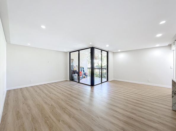 955 Egret Circle 207, Delray Beach FL 33444