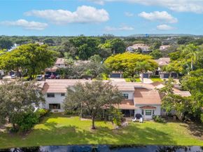 3249 Deer Creek Lake Shore Dr 32, Deerfield Beach FL 33442