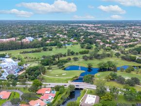 3249 Deer Creek Lake Shore Dr 32, Deerfield Beach FL 33442
