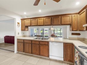 3249 Deer Creek Lake Shore Dr 32, Deerfield Beach FL 33442