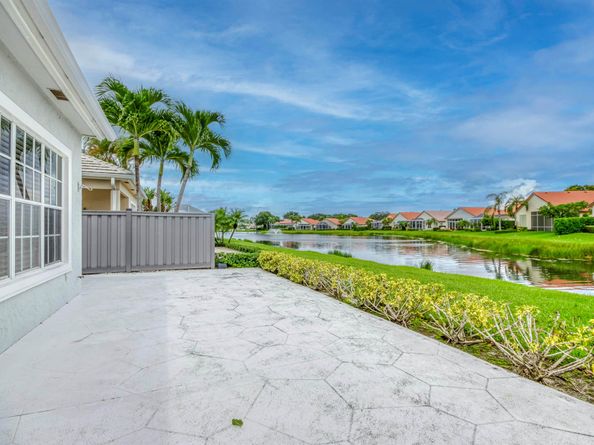 625 Masters Way, Palm Beach Gardens FL 33418