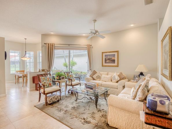 625 Masters Way, Palm Beach Gardens FL 33418