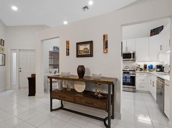 6395 Long Key Lane, Boynton Beach FL 33472