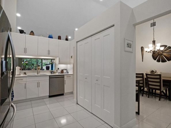 6395 Long Key Lane, Boynton Beach FL 33472