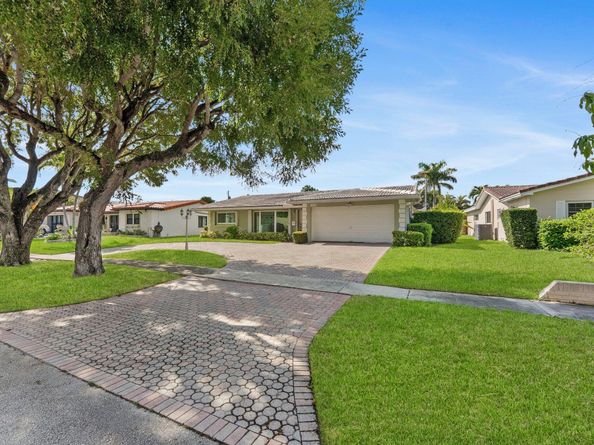 1238 Funston Street, Hollywood FL 33019