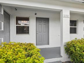 2221 NW 24th Ct, Fort Lauderdale FL 33311