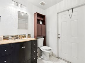 2221 NW 24th Ct, Fort Lauderdale FL 33311