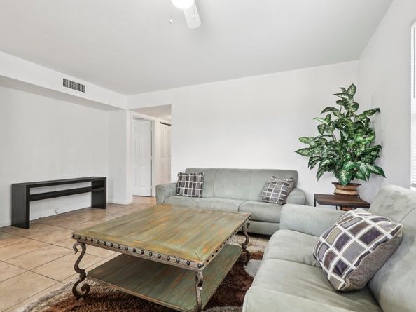 2221 NW 24th Ct, Fort Lauderdale FL 33311