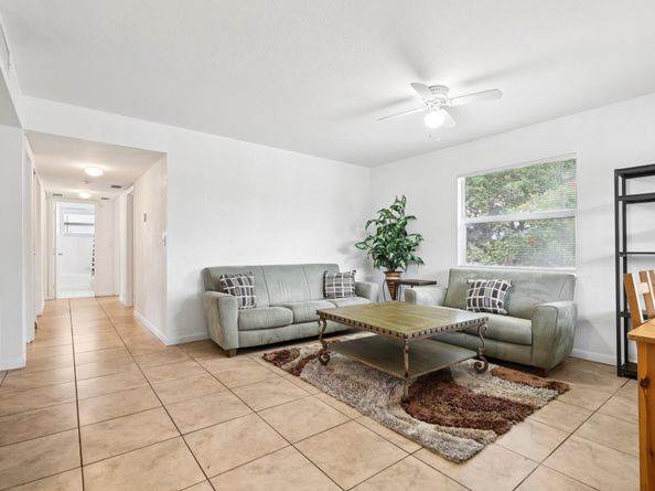 2221 NW 24th Ct, Fort Lauderdale FL 33311