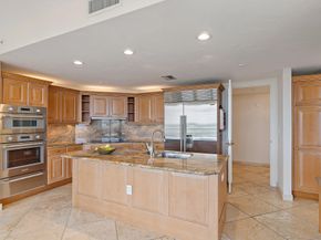 570 Ocean Drive Ph2, Juno Beach FL 33408