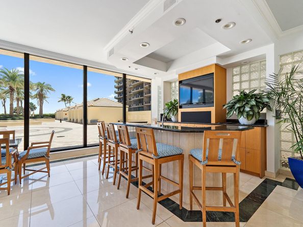 570 Ocean Drive Ph2, Juno Beach FL 33408