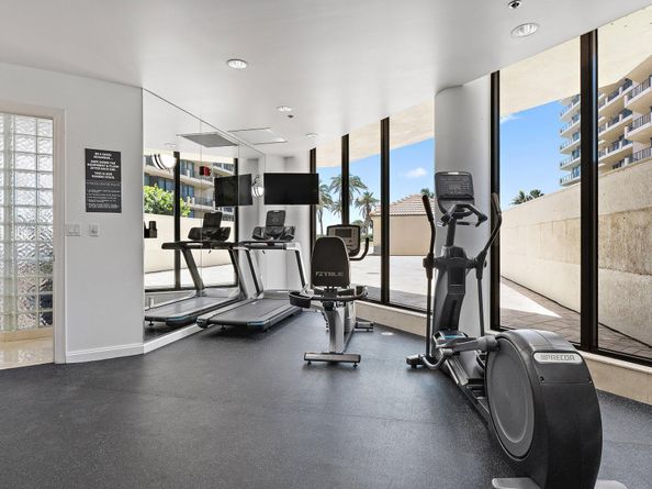 570 Ocean Drive Ph2, Juno Beach FL 33408