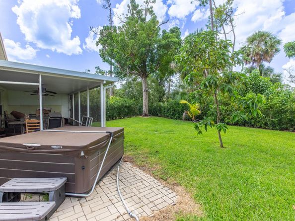 15157 Oak Chase Court, Wellington FL 33414