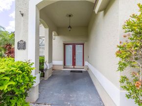 15157 Oak Chase Court, Wellington FL 33414