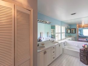 15157 Oak Chase Court, Wellington FL 33414