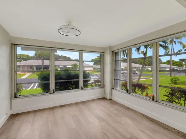 1217 S Drive Way A, Delray Beach FL 33445